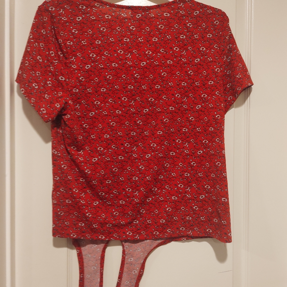Crop top - Picture 2 of 3